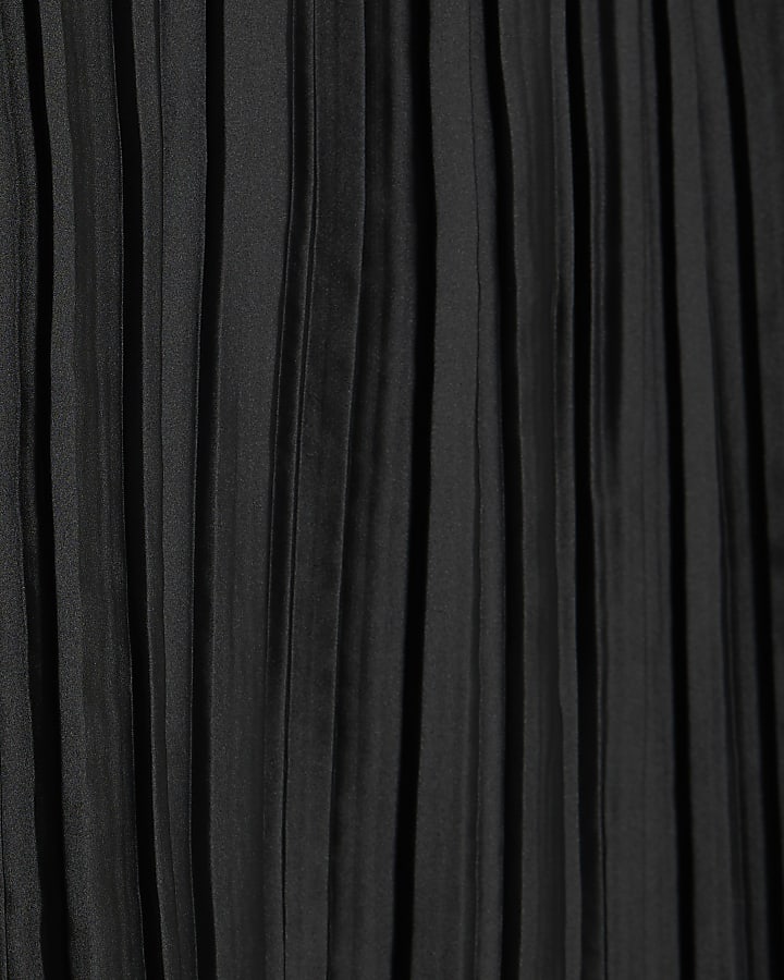 Black Jersey Back Pleated Long Sleeve Top