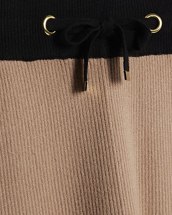 Brown Slim Fit Knitted Joggers