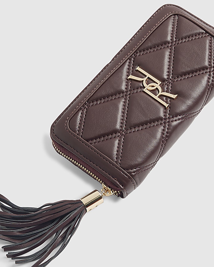 Red RR Quilted Tassel Zip Around Purse