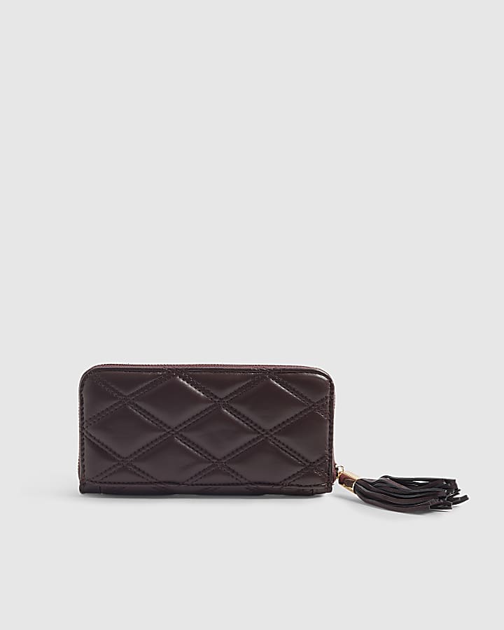 Red RR Quilted Tassel Zip Around Purse