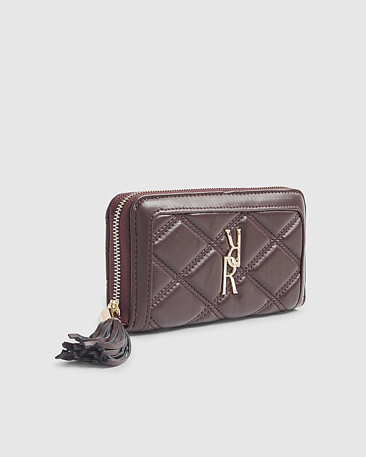Red RR Quilted Tassel Zip Around Purse