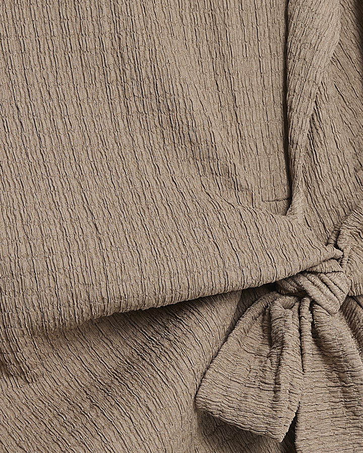 Beige Short Sleeve Textured Knot Side Top