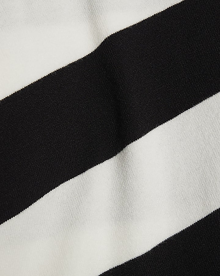 Black Knitted Striped Ribbed Jumper