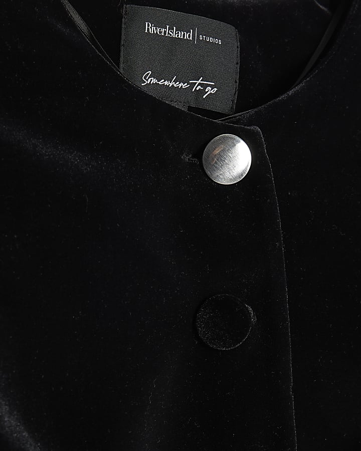 Black Cocoon Sleeve Velvet Jacket