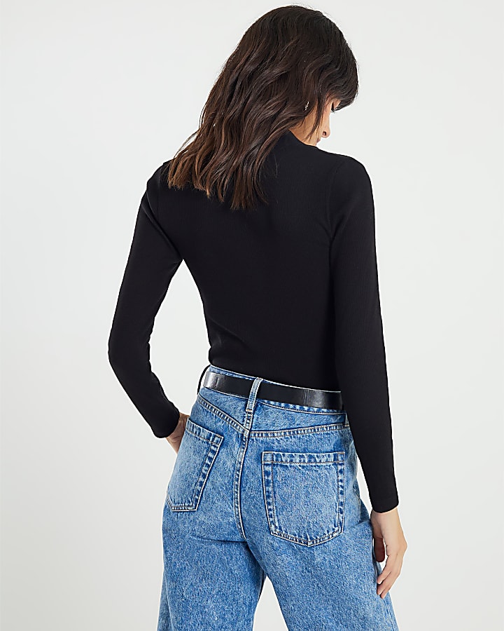 Black Fitted V Neck Top