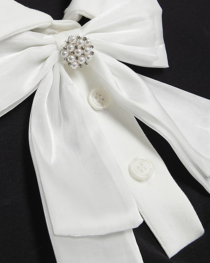 Black Short Sleeve Bow Neck Fitted Top