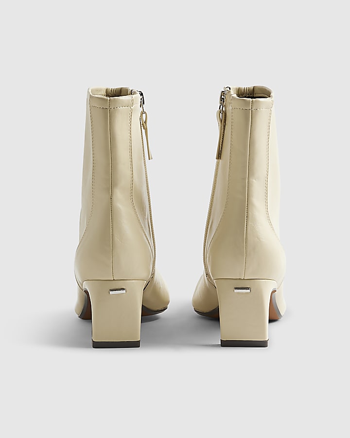 Cream Block Heel Stretch Sock Boots