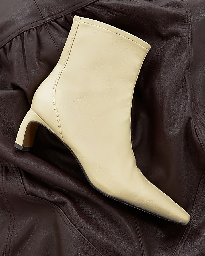Cream Block Heel Stretch Sock Boots