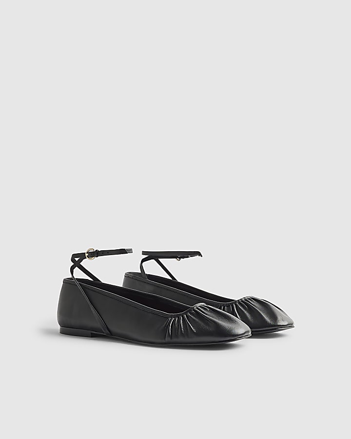Black Leather Ankle Strapped Ballet Pumps