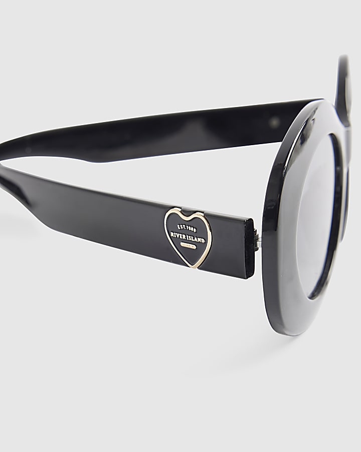 Black Oval Oversized Sunglasses