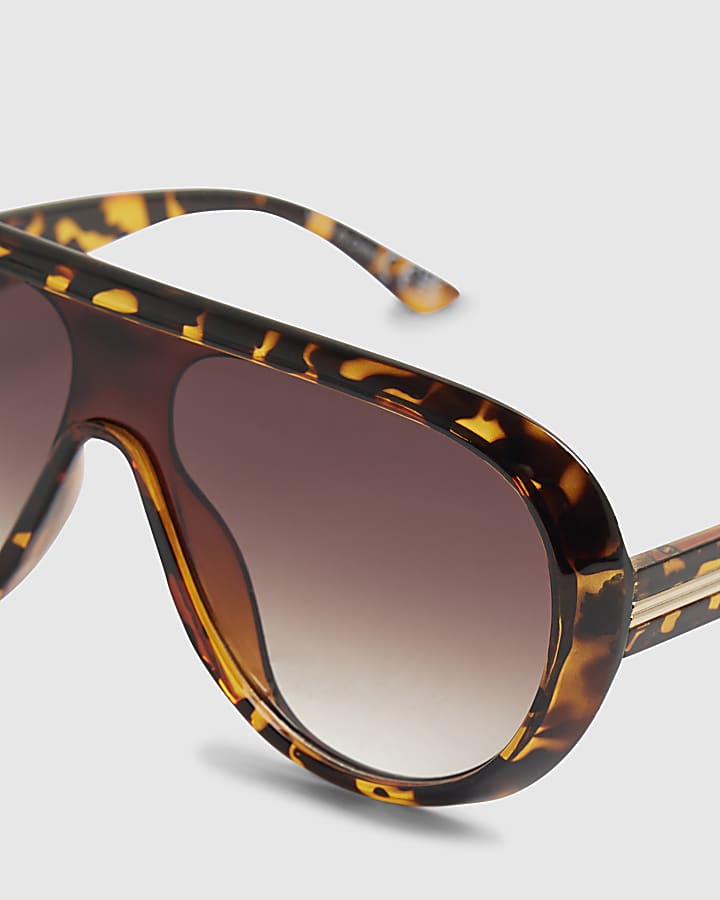 Tortoiseshell Aviator Sunglasses