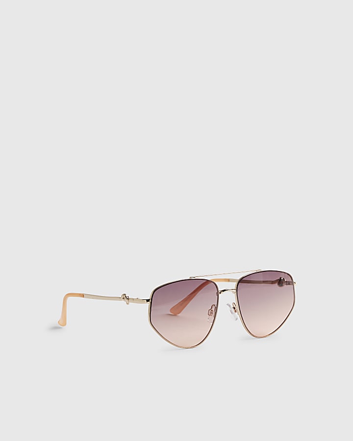 Gold Rounded Metal Aviator Sunglasses
