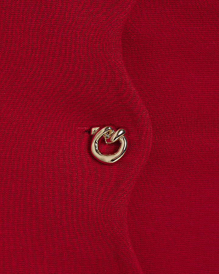 Red Sleeveless Scallop Trim Waistcoat