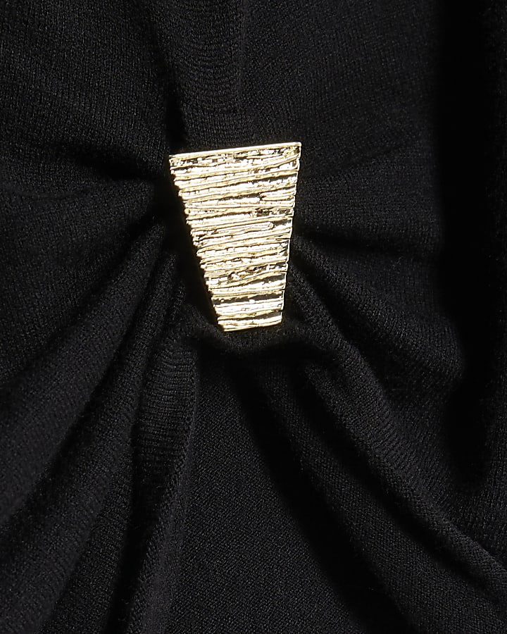 Black High Neck Clasp Top