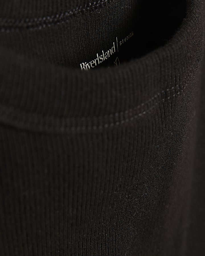 Black Sleeveless Ribbed Tank Top