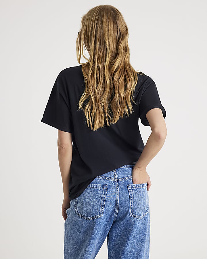 Black Short Sleeve Layered Necklace T-shirt