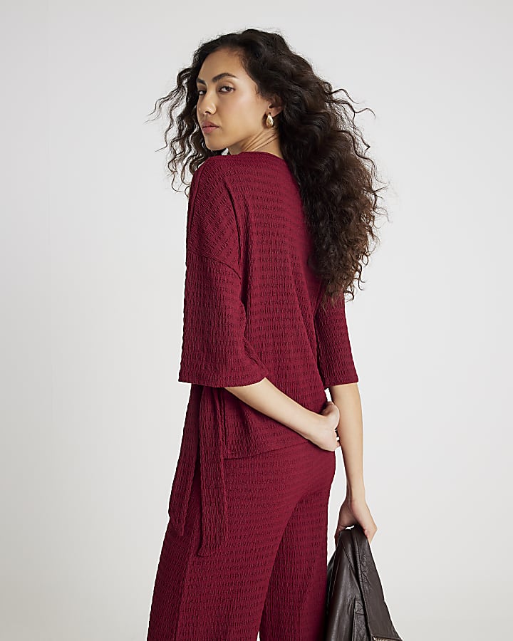 Red Short Sleeve Textured Tie T-shirt
