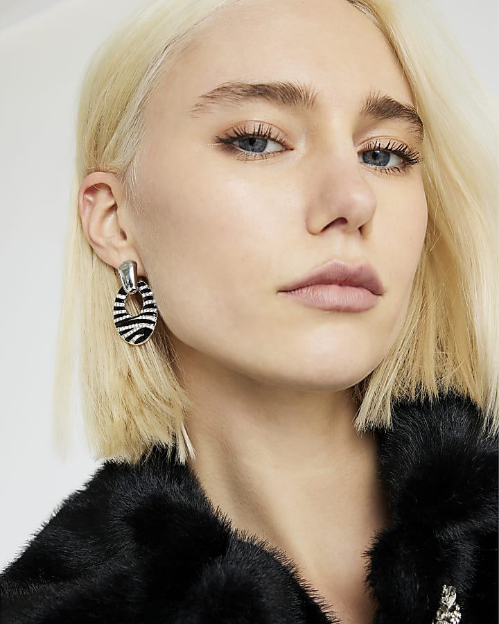 Black Oval Stripe Drop Earrings