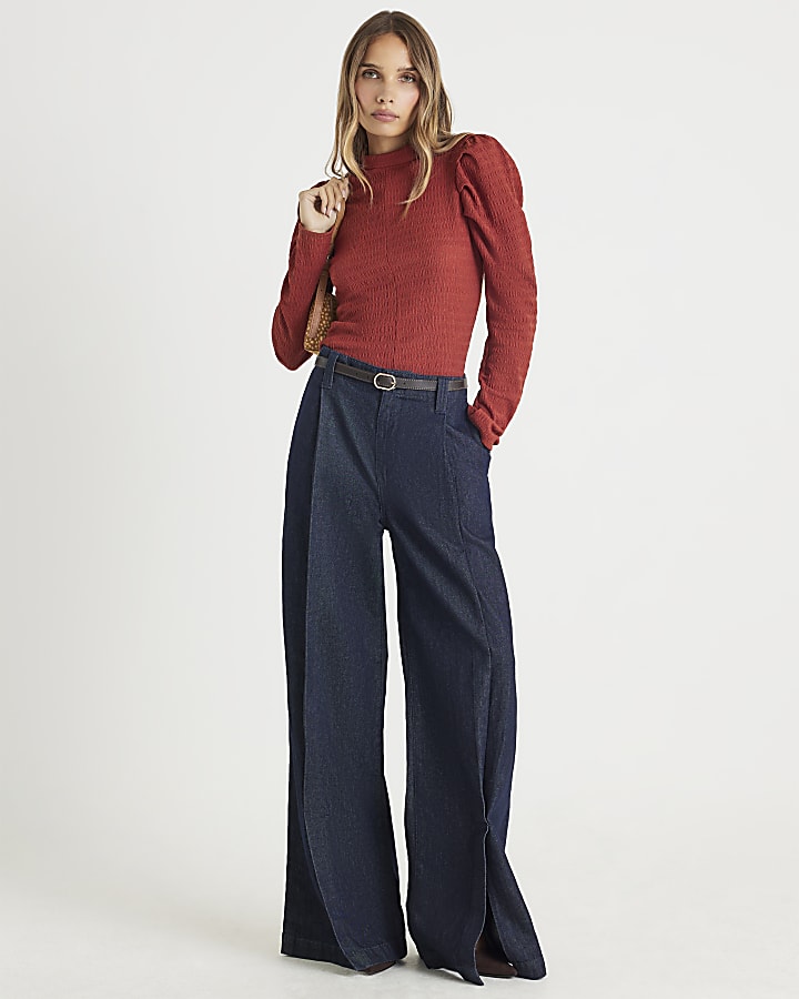 Red Long Sleeve Ruched Shoulder Textured Top