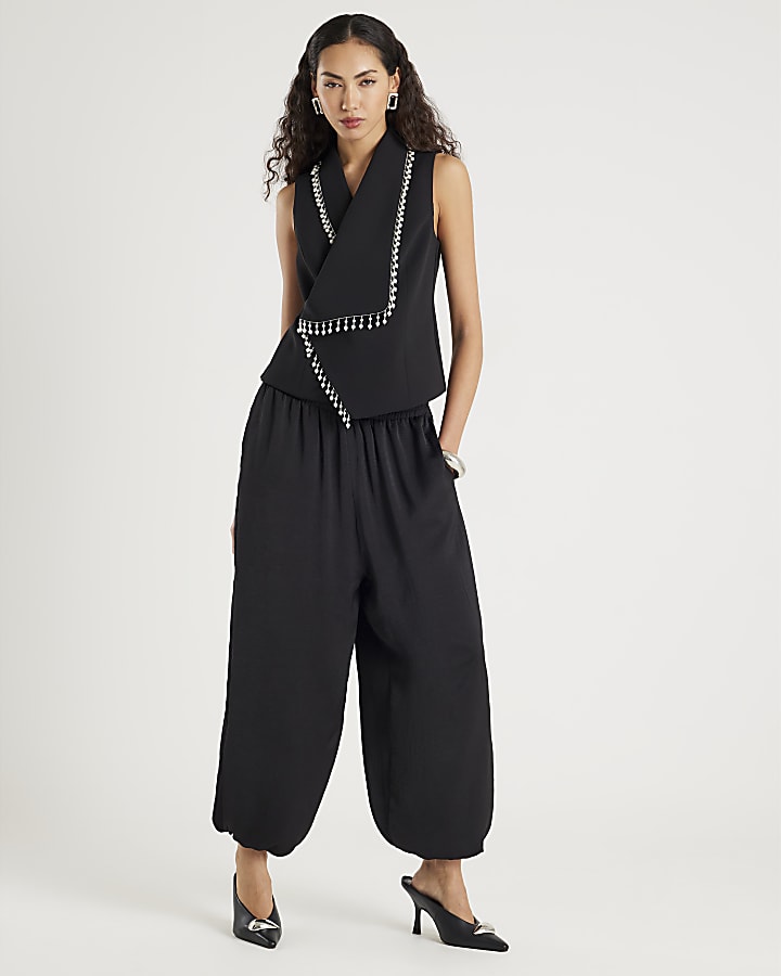 Black Sleeveless Pearl Trim Waistcoat