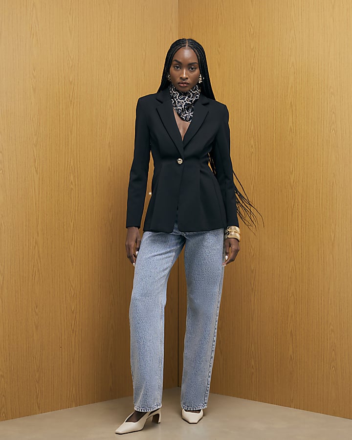 Black Long Sleeve Cinched Waist Blazer