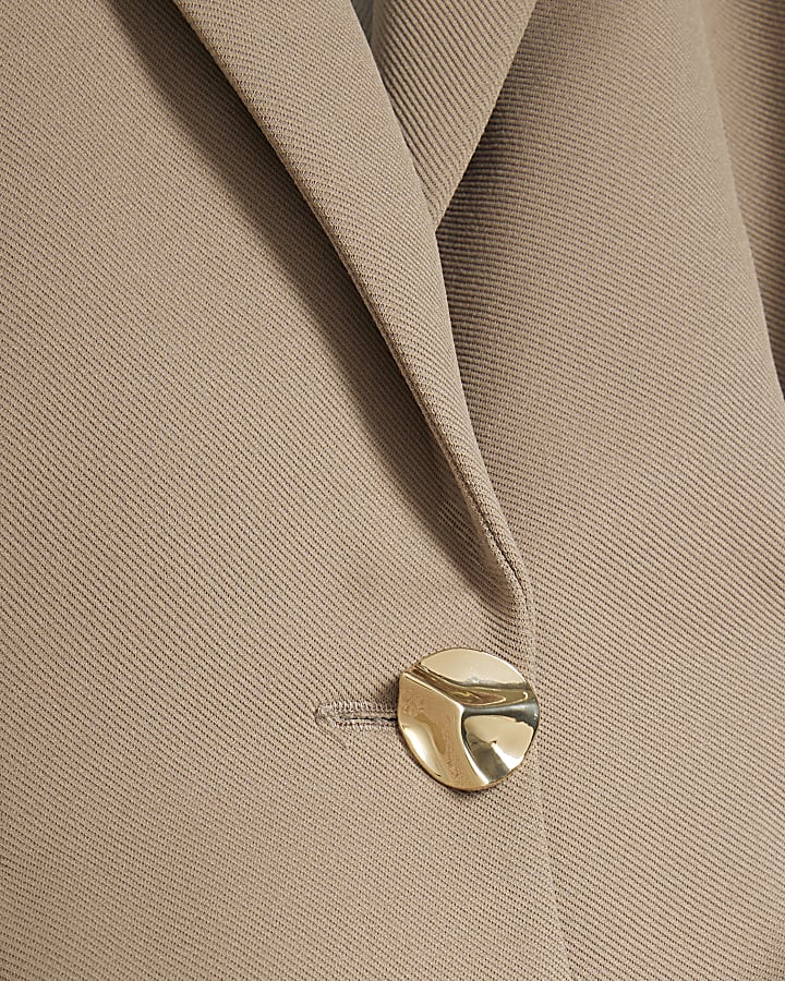 Beige Long Sleeve Cinched Waist Blazer