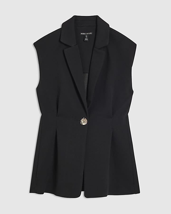 Black Sleeveless Cinched Waist Blazer