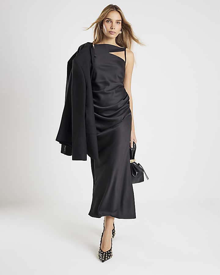 Black Slash Neck Maxi Dress