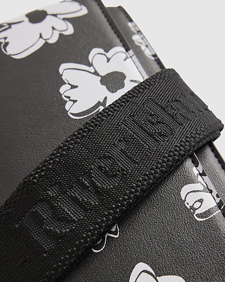 Black Daisy Print Cross Body Bag