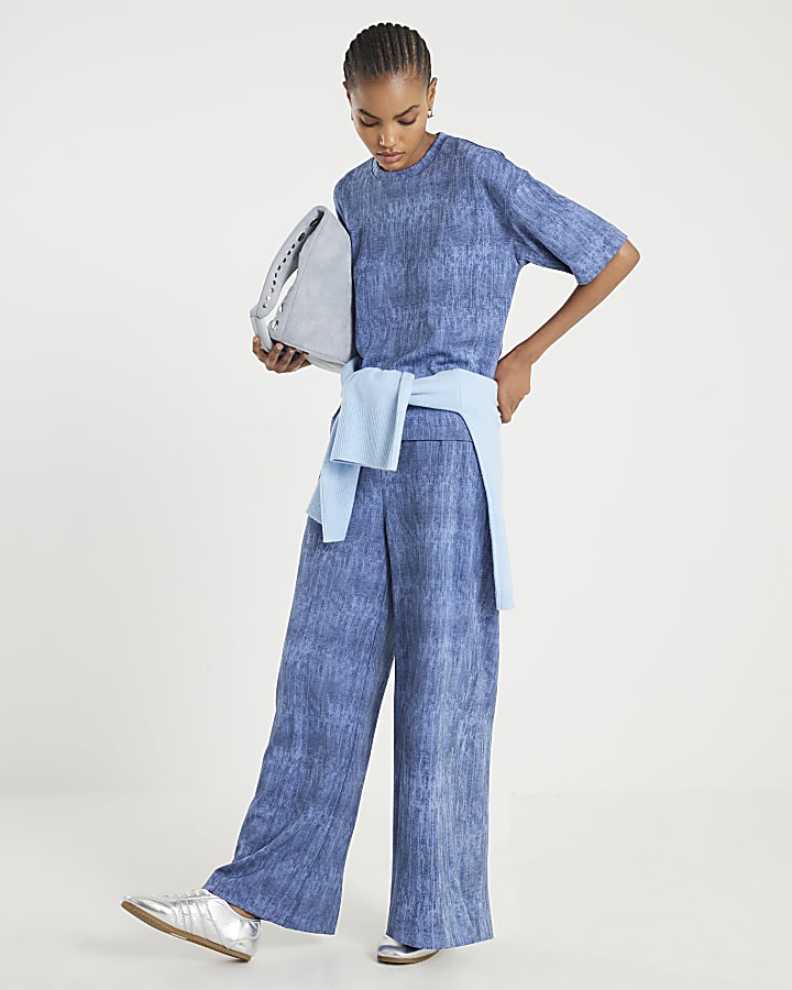 Blue Premium Crinkle Effect Boxy Fit T-shirt