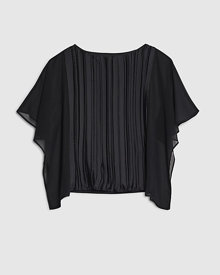 Black Batwing Crinkle Front Top