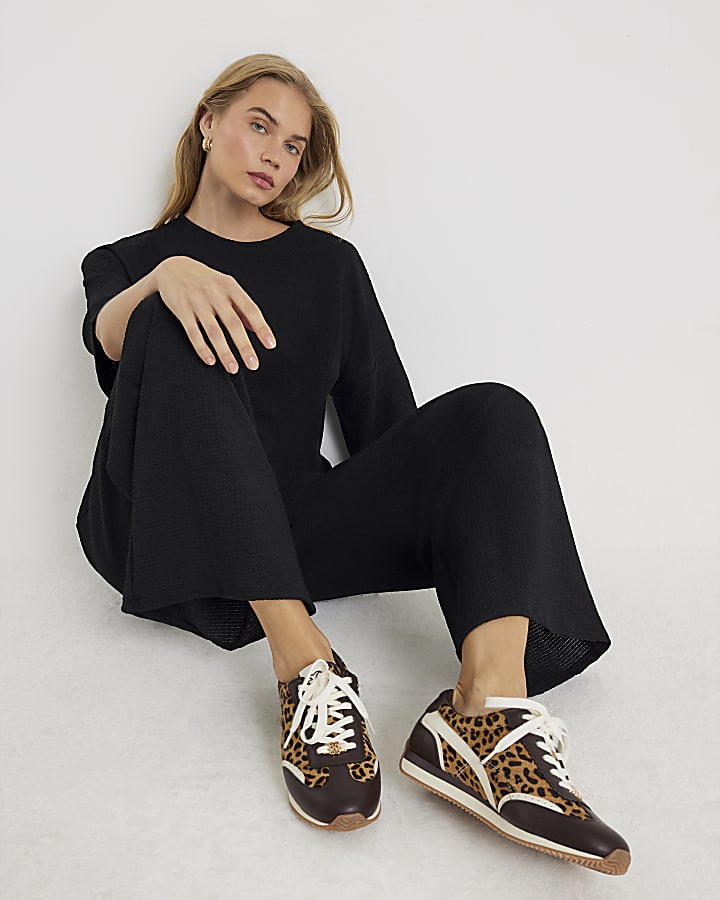 Black wide leg Textured Trousers