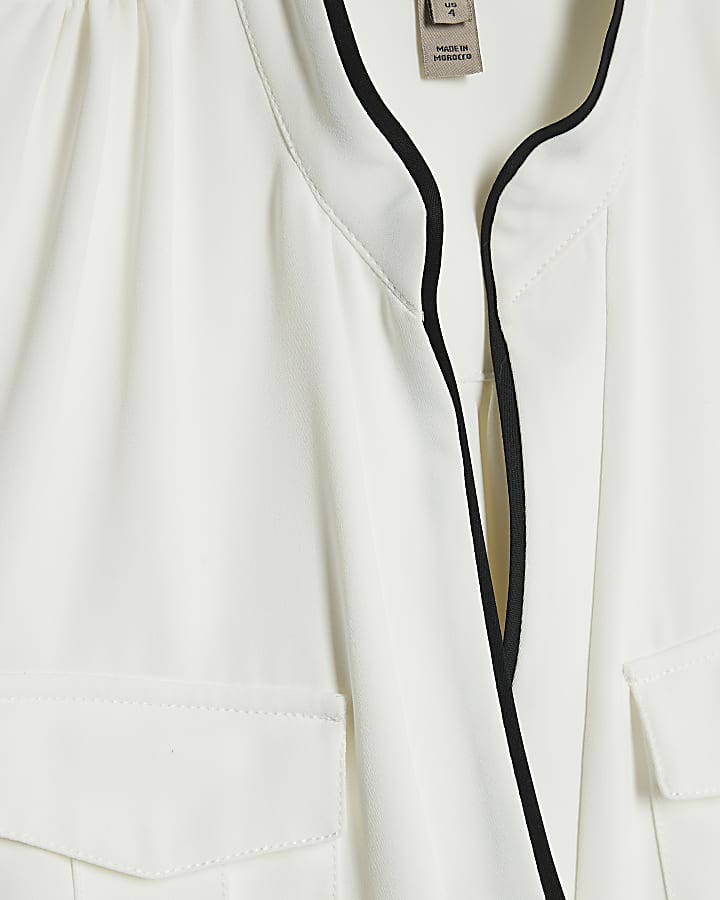 Cream Sleeveless Contrast Piping Shirt