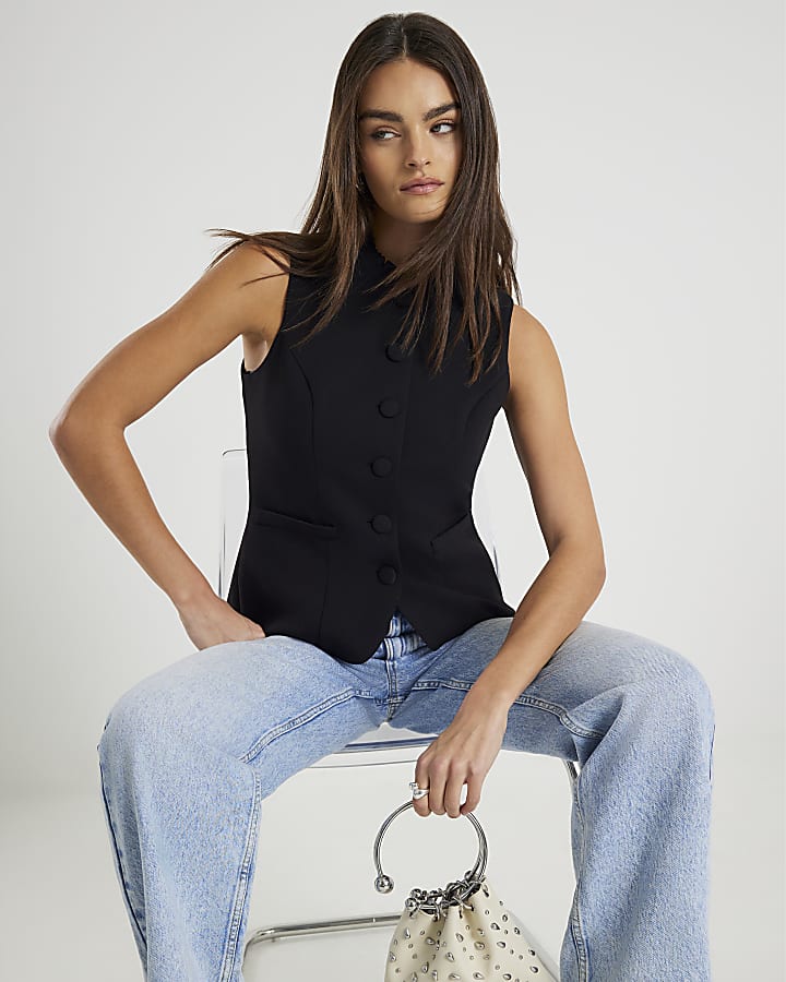 Black Sleeveless Frilled Trim Waistcoat