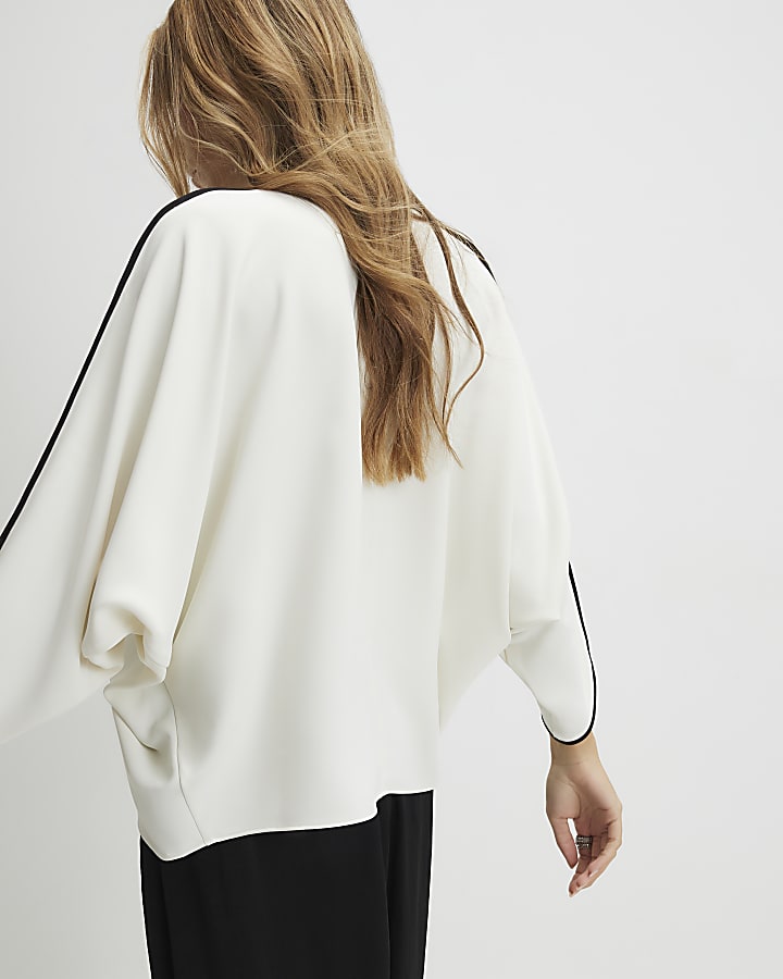Cream Tipped Batwing Sleeve Top