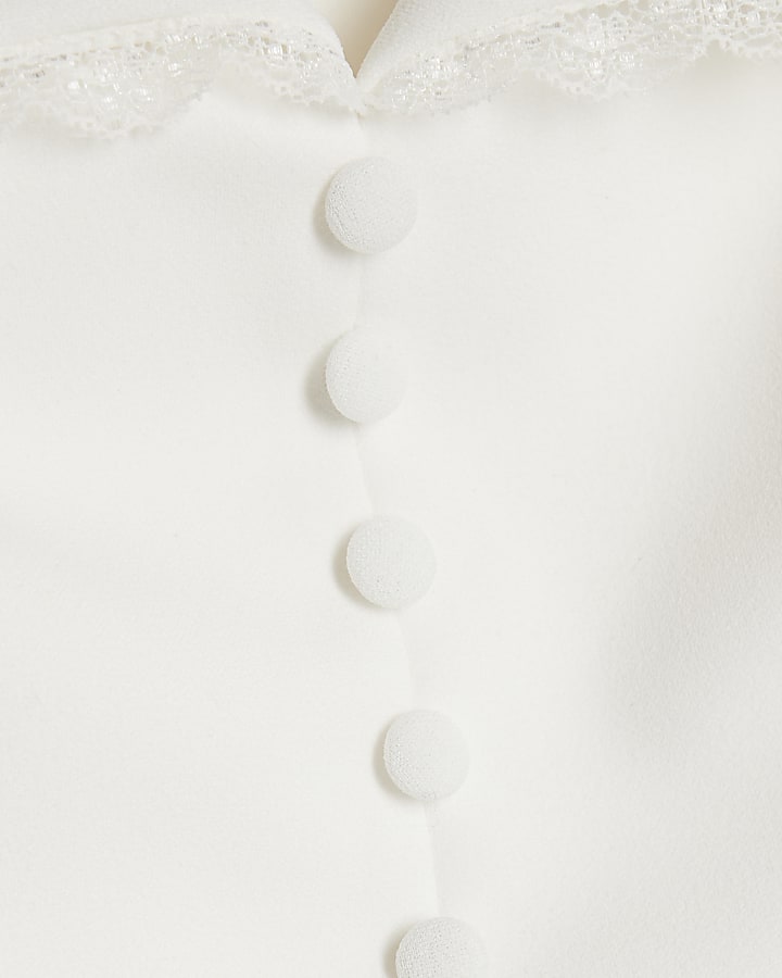 Cream Sleeveless Lace Trim Waistcoat