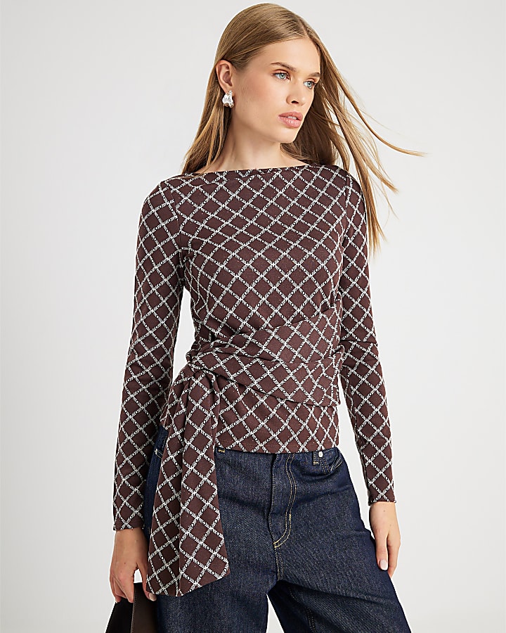 Brown Long Sleeve Geometric Drape Front Top