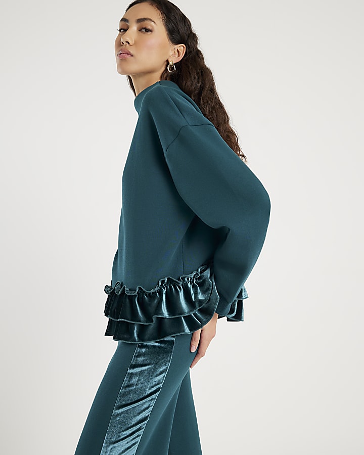 Green Long Sleeve Velvet Trim Sweatshirt