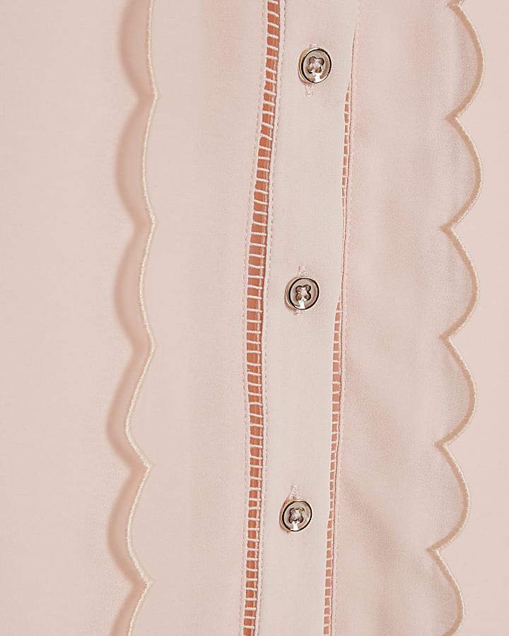 Pink Scallop Sleeveless Blouse