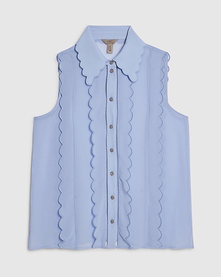 Blue Scallop Sleeveless Blouse