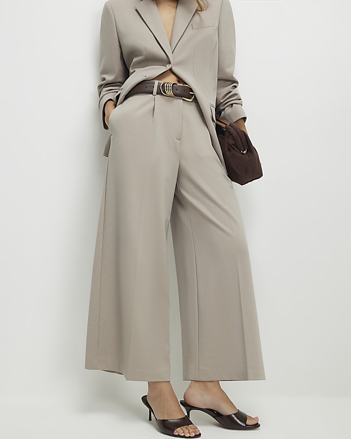 Cream Premium Cropped Flared Trousers