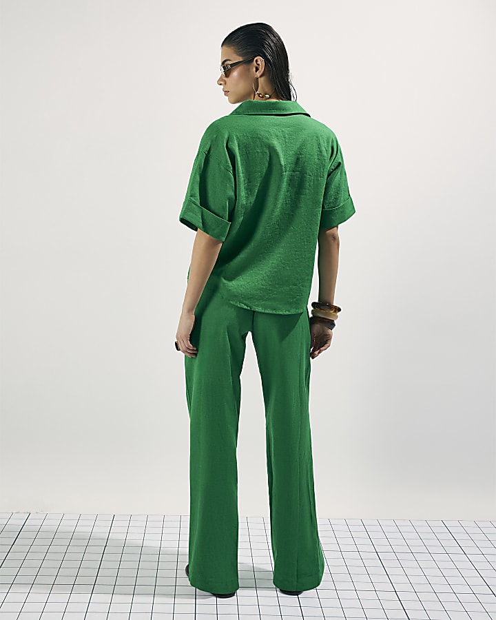 Green Linen Blend Tapered Trousers