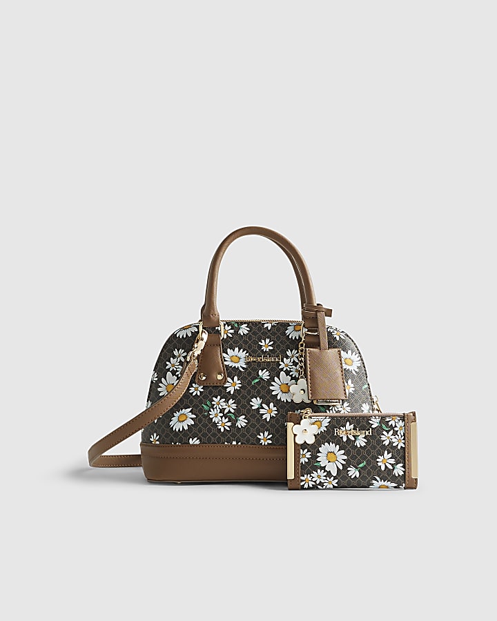 Brown Monogram Daisy Tote Bag Bundle