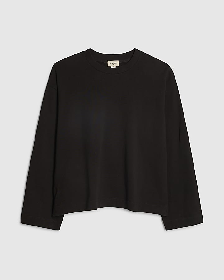 Black Long Sleeve Sweatshirt