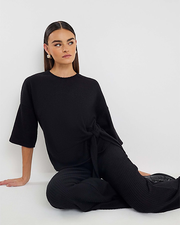 Black Cosy Thin Rib Knot Side Top