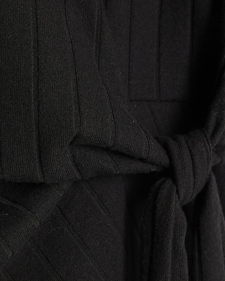 Black Cosy Wide Rib Knot Side Top