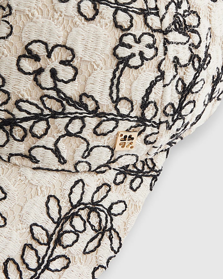 Cream Floral Crochet Cap