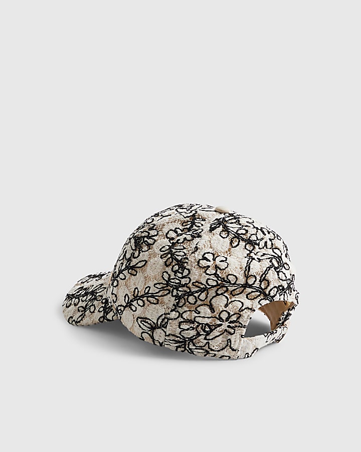 Cream Floral Crochet Cap