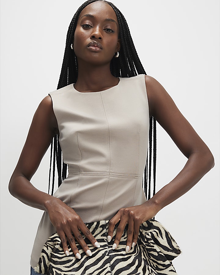 Cream Sleeveless Tunic Top