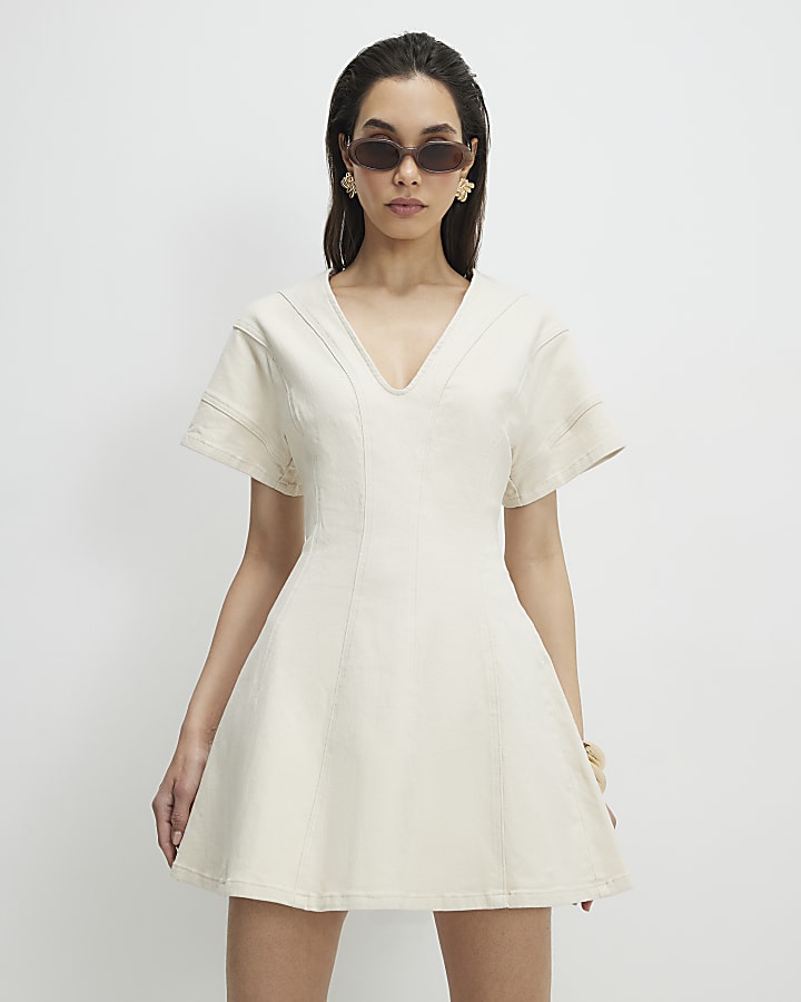 Cream Seamed Short Sleeve Denim Dress